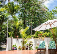 Beachfront Hideaway - Port Douglas