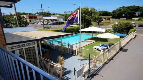 Beachlander Holiday Apartments - Tourism Cairns 1