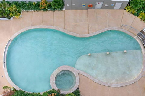 Resort-Style Sister Studios - Double Delight In The CBD - Tourism Cairns 3
