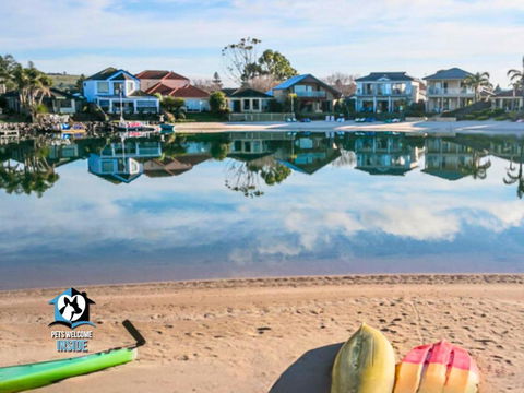 Renovated Beautiful Holiday Home With A Private Beach & Stunning Views! - Tourism Cairns 0