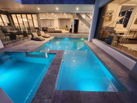 Red Sands Retreat - Tourism Cairns 0