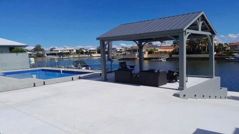 Relax Poolside By The Canal - Tourism Cairns 1