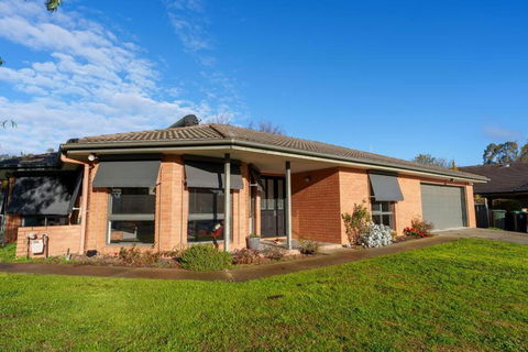 Relaxing 3bd In Tranquil Setting - Tourism Cairns 0