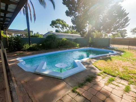 Renovated 3BD With Pool And Spa Bath - Tourism Cairns 0