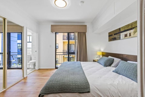 Renovated Family Apartment With Pool & WiFi - Tourism Cairns 0