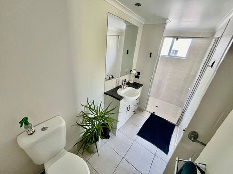 Resort Style Holiday Unit - Tourism Cairns 2