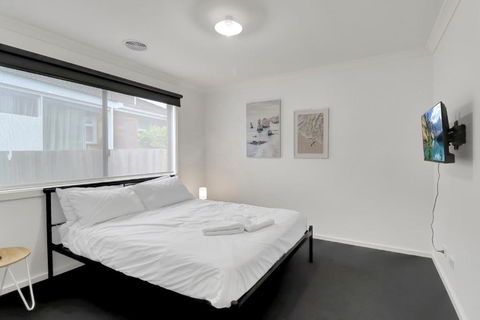 Retreat On Francis I Short And Long Stays - Tourism Cairns 1