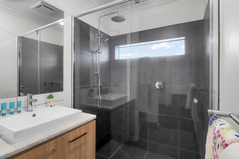 Retreat On Francis I Short And Long Stays - Tourism Cairns 2