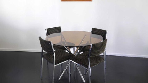 Retro Beach House - Macmasters Beach - Tourism Cairns 3