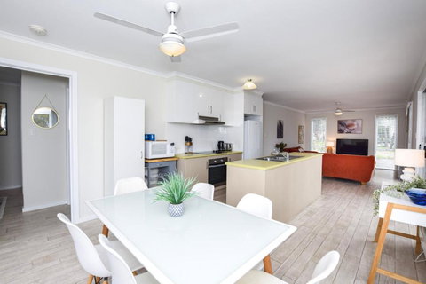 River Retreat - Tourism Cairns 3