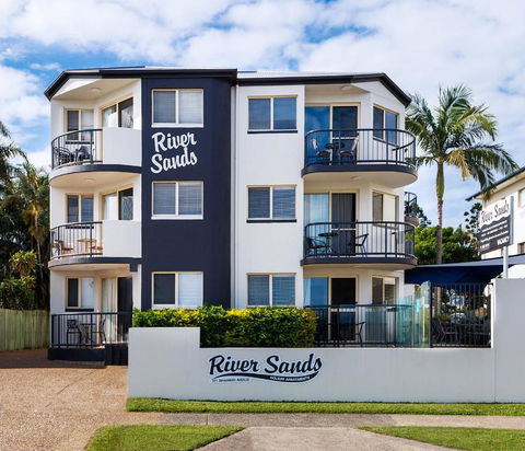 River Sands Apartments - Tourism Cairns 0