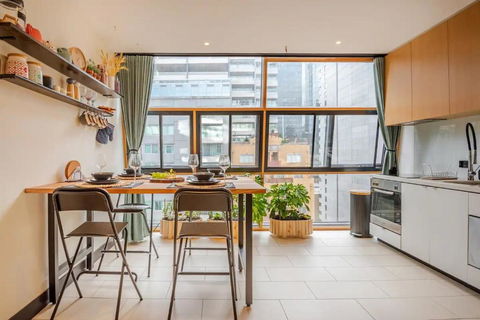 Riverside Apartment Melbourne CBD - Tourism Cairns 0
