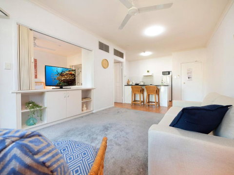Reefside Escape - Tourism Cairns 0