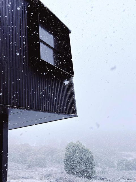 Roam Merrijig - Luxury Stay With Mountain Views - Foothills Of Mt Buller - Tourism Cairns 3