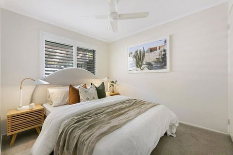 Riviera Road Miami - 4BRM Dual Villa - Tourism Cairns 1