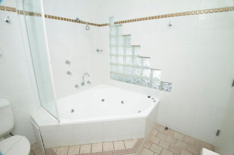 Rockpool Motor Inn - Tourism Cairns 3