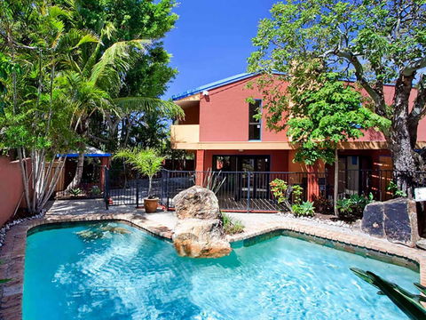 Ross Cres Spacious Private Beach House - Tourism Cairns 0