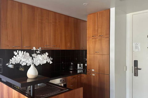 Royal Garden Residence - Tourism Cairns 2