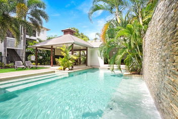 Royal Pavilions 8 with Tourism Cairns