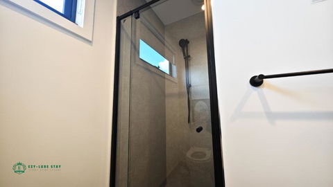 Royalty Living Unit 3 - Tourism Cairns 1