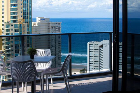 Ruby Apartments - Self Contained, Privately Managed Apartments - Tourism Cairns 0