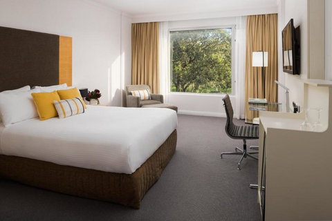 Rydges Bankstown - Tourism Cairns 0