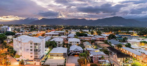 Rydges Esplanade Resort Cairns - Tourism Cairns 3