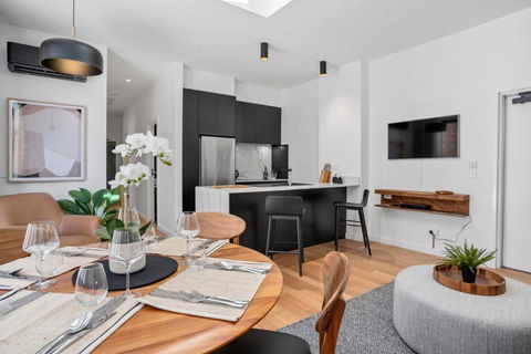 Sanctuary At Saddlers - Where Rustic Meets Refined - Tourism Cairns 3