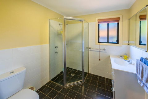 Safety Beach Ocean Bungalows - Tourism Cairns 3