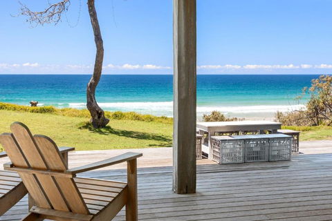Saltwater Beach House - Tourism Cairns 0
