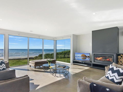 Saltwater Retreat - Tourism Cairns 1