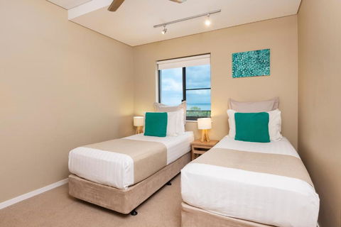 Saltwater Suites - Waterfront Apartments - Tourism Cairns 3