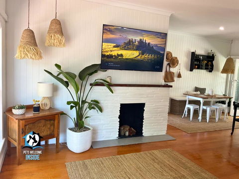 Saltwater Sunsets Seaside Haven With Ocean Views - Tourism Cairns 3