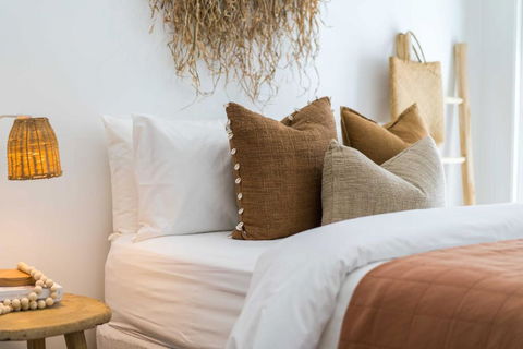 Salty Palms By The Sea - ONE - Tourism Cairns 1