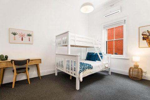 Salty Pines - 3BR House Glenelg South - Tourism Cairns 3