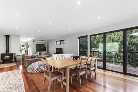 Sanctuary House - Tourism Cairns 1