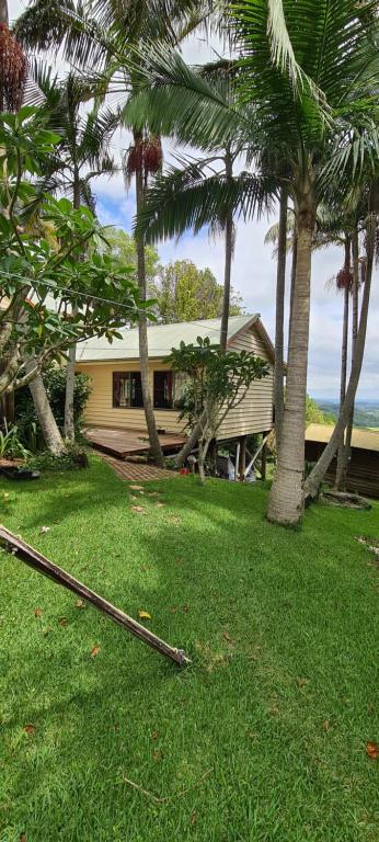 Sanctuary In Luscious Green Hills Of Coorabell - Tourism Cairns 1