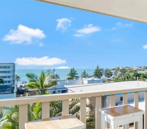 Sandhaven Bungalow - Tourism Cairns 1