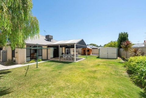Sandpiper House - Family & Pet Friendly - Tourism Cairns 1