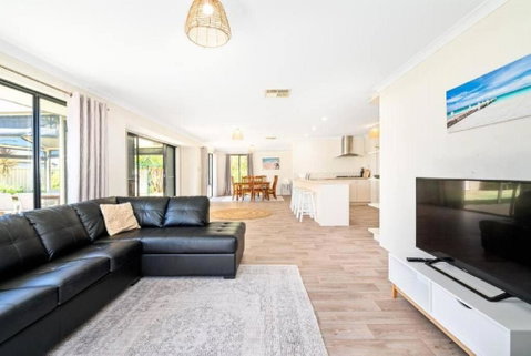 Sandpiper House - Family & Pet Friendly - Tourism Cairns 2