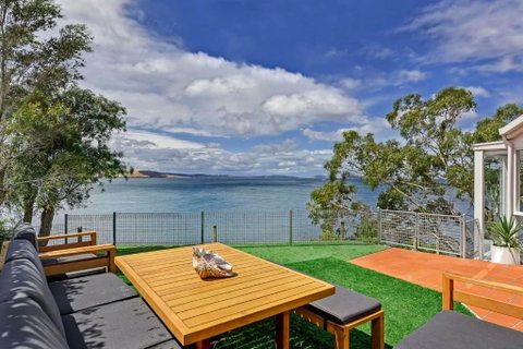 Sandy Bay Beachfront Oasis Direct Beach Access - Tourism Cairns 0