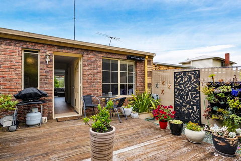 Tapanak Renovated Townhouse Close To City - Tourism Cairns 3