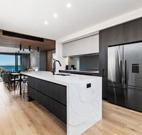 Beachside Lane - On the beach water views - Tourism Cairns