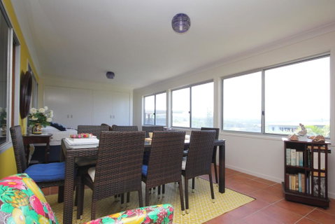 BEACHVIEW - 14 Second Ave , Bonny Hills - Tourism Cairns 3