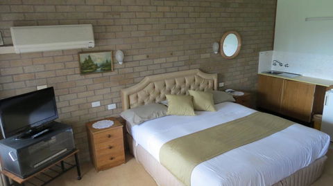 Beachview Motel - Adults Only - Tourism Cairns 1