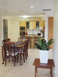 Book Mount Ommaney Accommodation Vacations Tourism Cairns Tourism Cairns