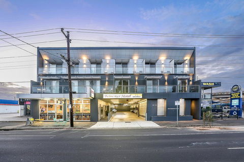 Belmercer Motel - Tourism Cairns 3