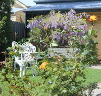 Benambra Bed  Breakfast - Tourism Cairns