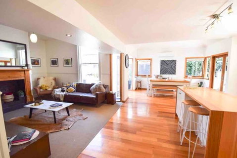 Best Location In Hobart! Luxury 4 Bedroom With Stunning Views - Tourism Cairns 0