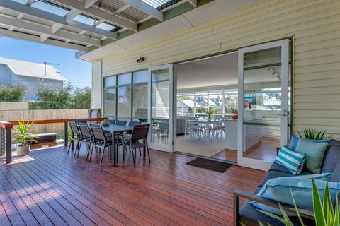 BETHANY BAY - MOUNT MARTHA - Tourism Cairns 1